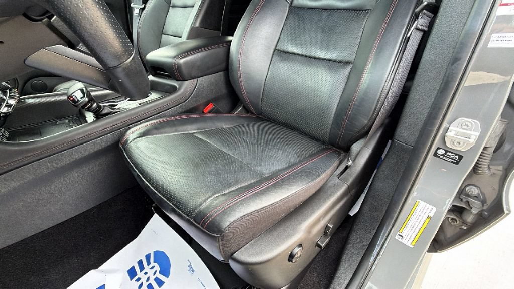 Used 2022 Dodge Durango R/T AWD/4WD image 15