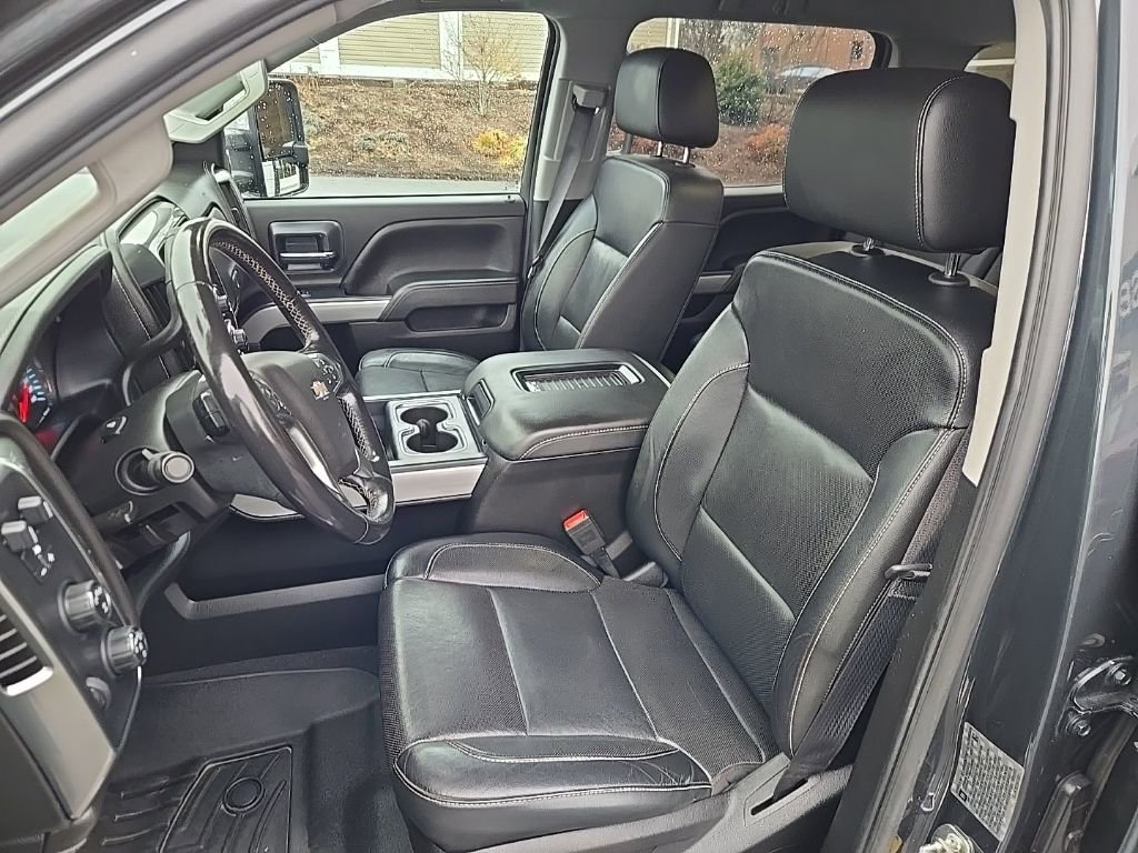 Used 2019 Chevrolet Silverado 3500 LTZ w/ Duramax Plus Package image 13