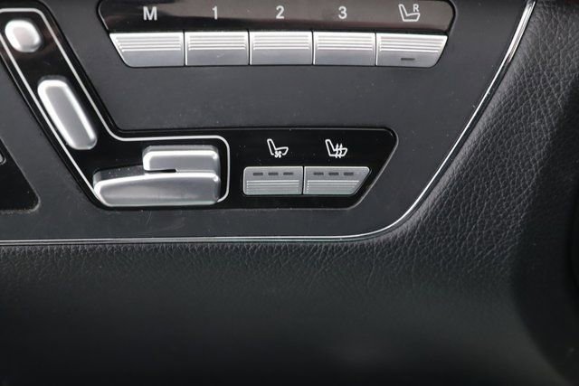 Used 2008 Mercedes-Benz S 550 image 3