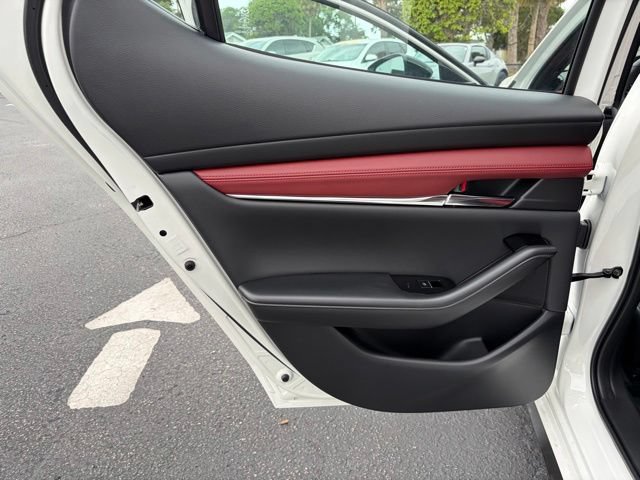 New 2026 MAZDA MAZDA3 Hatchback w/Premium Plus Pkg AWD/4WD image 8