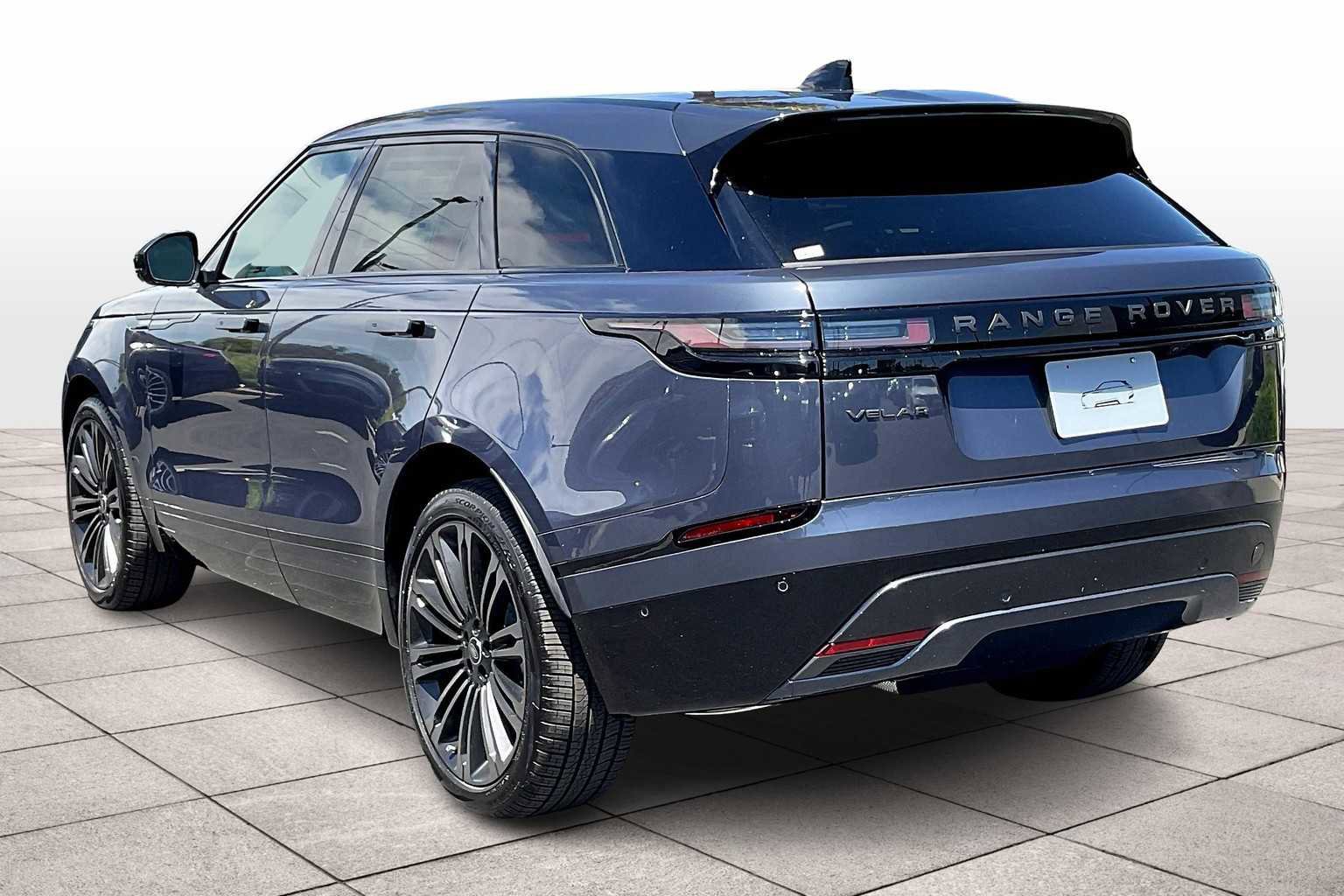New 2026 Land Rover Range Rover Velar Dynamic SE image 3