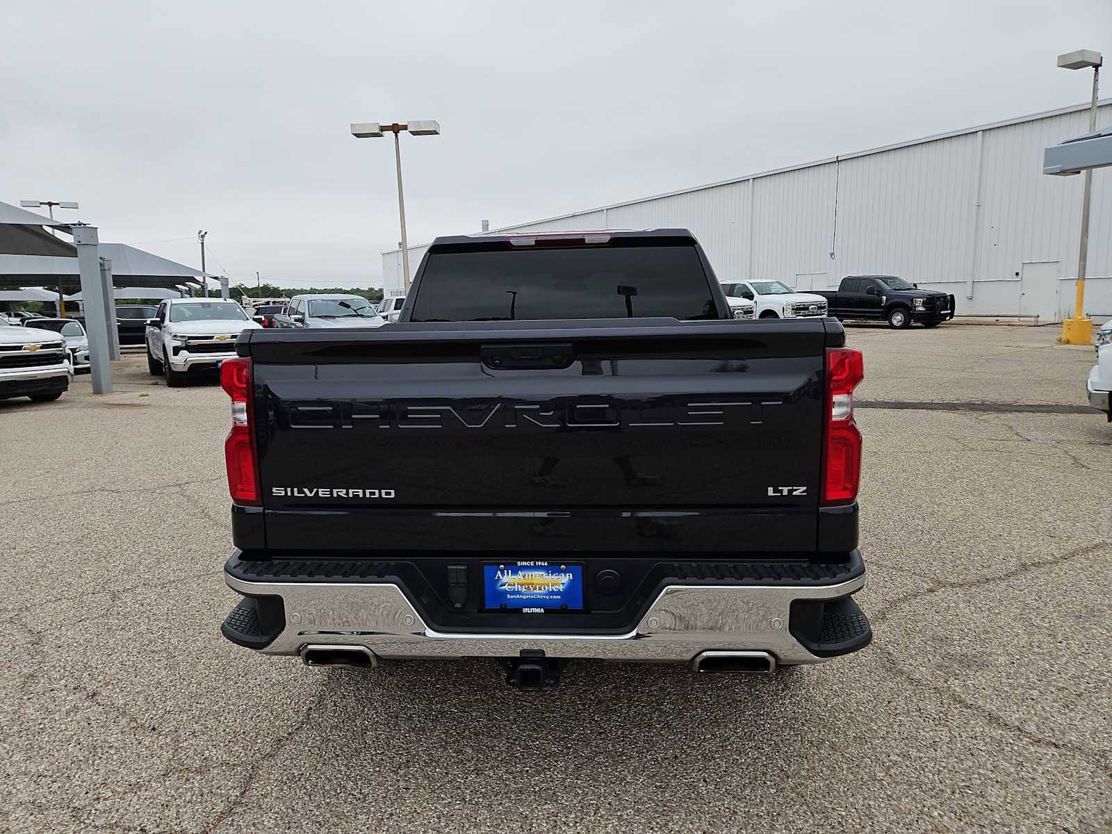 Used 2022 Chevrolet Silverado 1500 LTZ AWD/4WD image 7