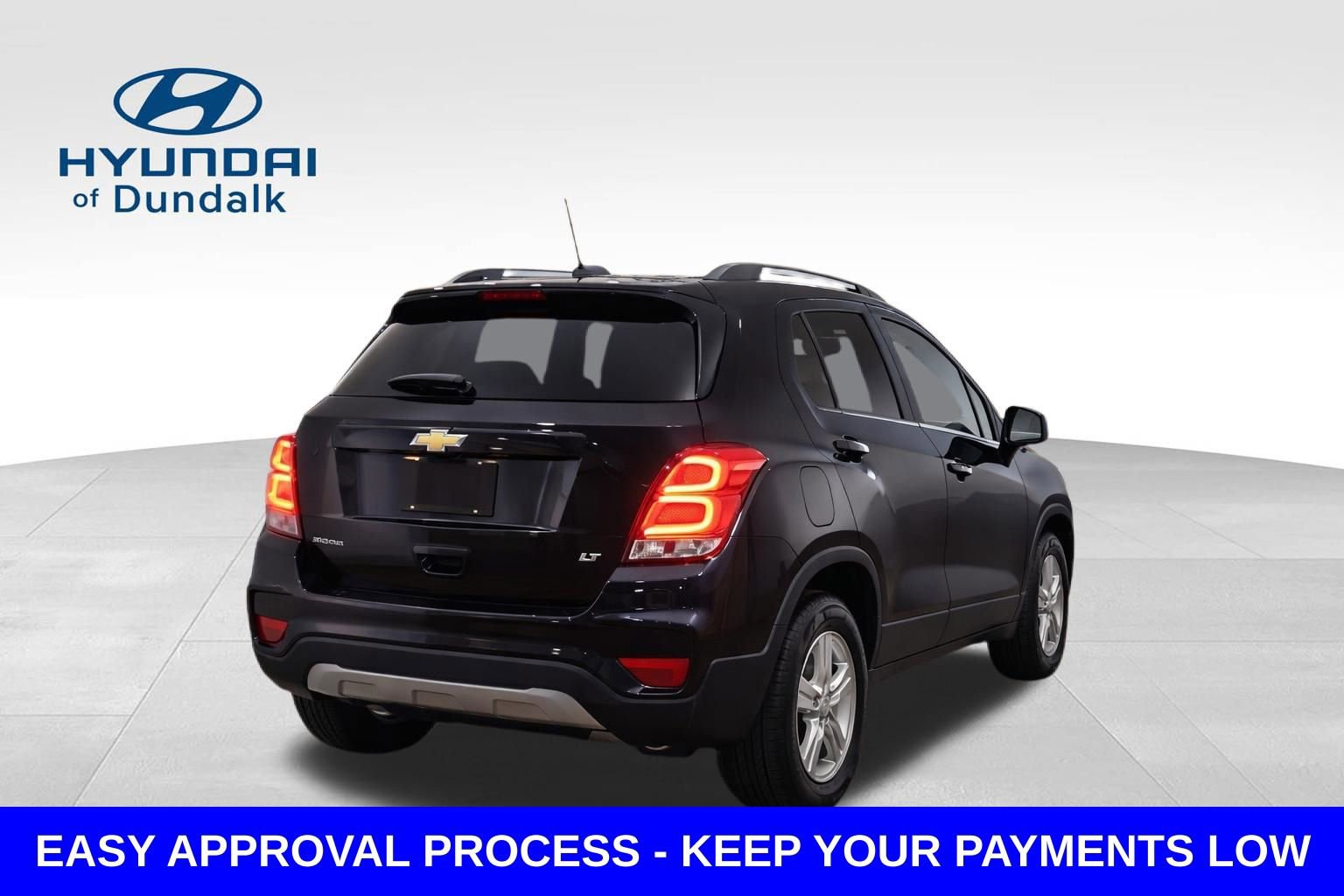 Used 2022 Chevrolet Trax LT w/ Driver Confidence Package AWD/4WD image 2