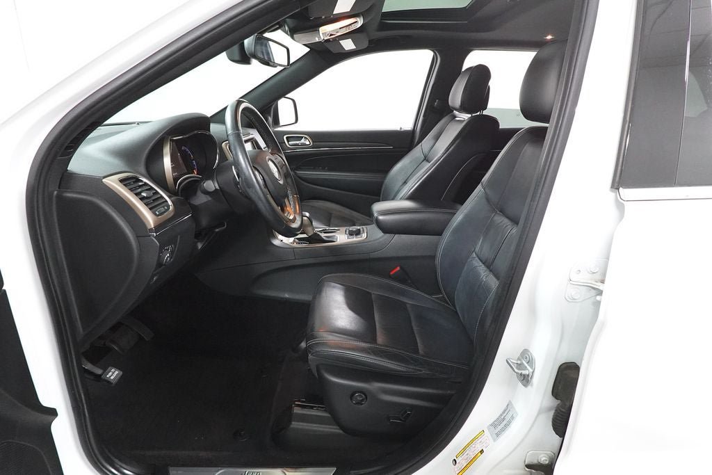 Used 2016 Jeep Grand Cherokee Limited AWD/4WD image 25