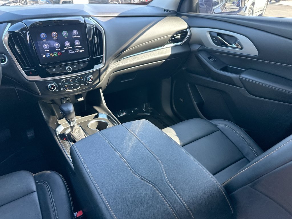 Certified 2021 Chevrolet Traverse LT w/ LT Premium Package FWD image 24