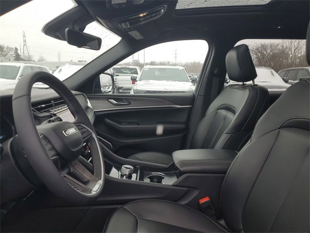 New 2025 Jeep Grand Cherokee L Limited w/ Trailer Tow Package image 19