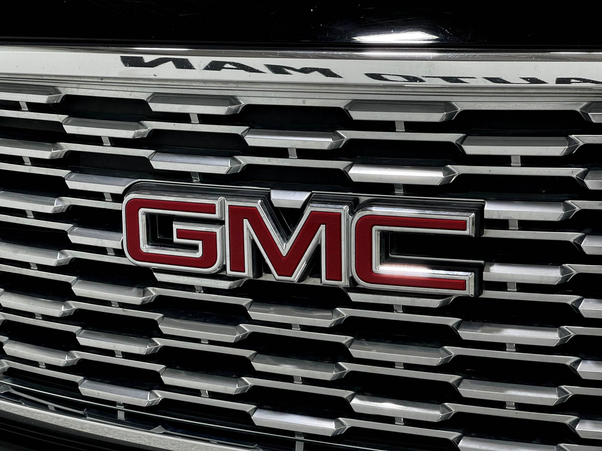Used 2019 GMC Yukon XL Denali w/ Denali Ultimate Package AWD/4WD image 41