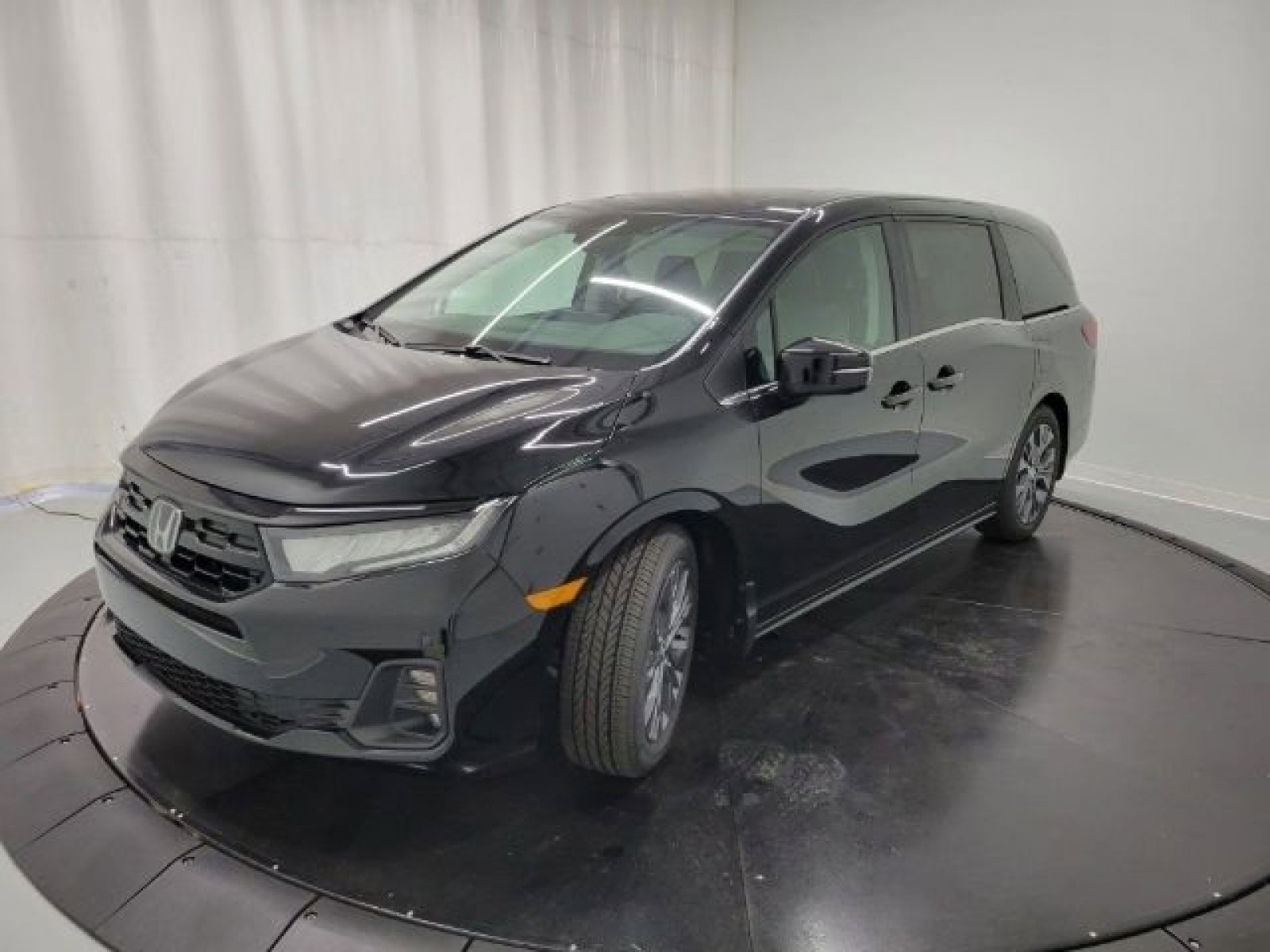 New 2026 Honda Odyssey Touring image 16