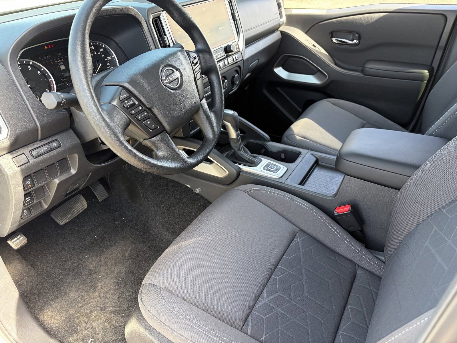 New 2026 Nissan Frontier SV w/ Tow Package AWD/4WD image 19