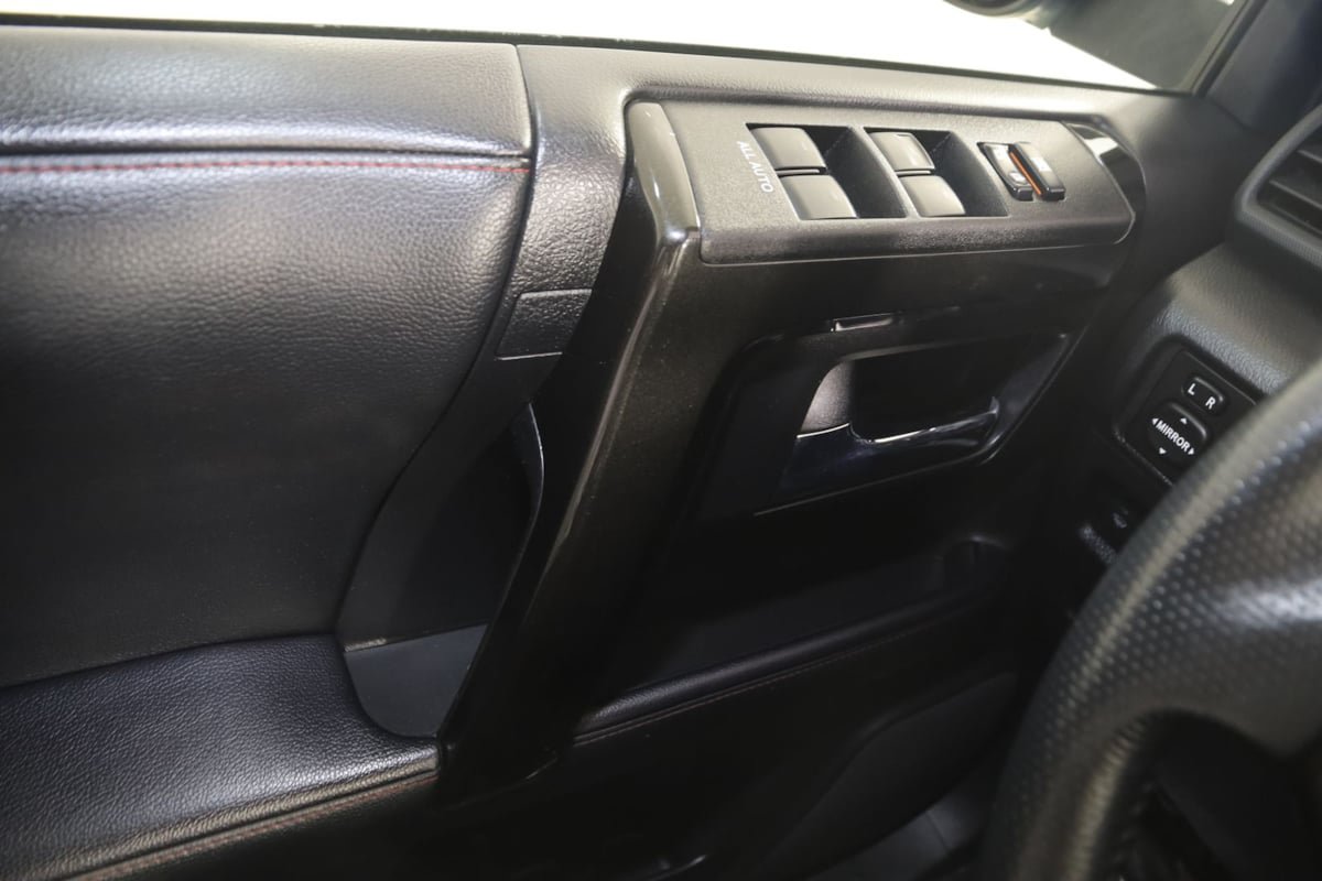 Used 2021 Toyota 4Runner TRD Off-Road Premium AWD/4WD image 28