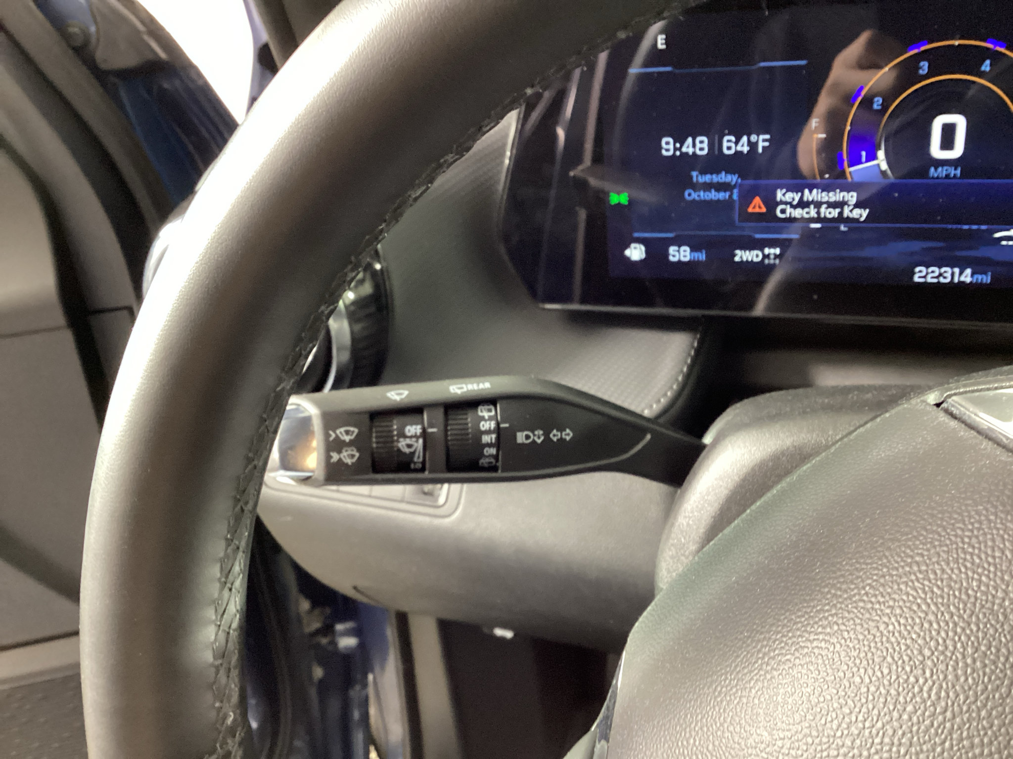 Used 2025 Chevrolet Equinox LT w/ Safety and Technology Package AWD/4WD image 21