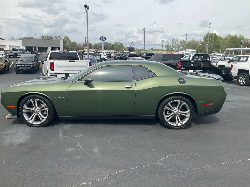 Used 2022 Dodge Challenger R/T w/ Shaker Package image 8