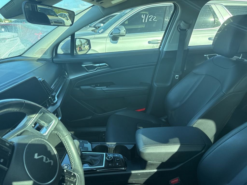 Used 2023 Kia Sportage EX FWD image 9