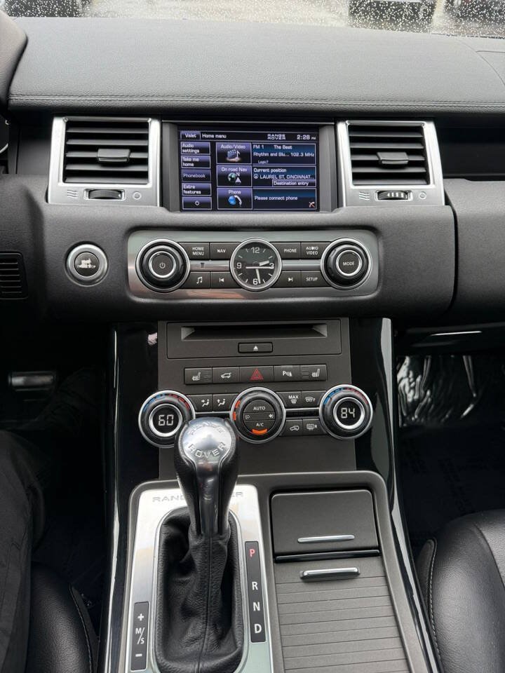 Used 2013 Land Rover Range Rover Sport HSE w/ HSE Silver Pkg AWD/4WD image 30