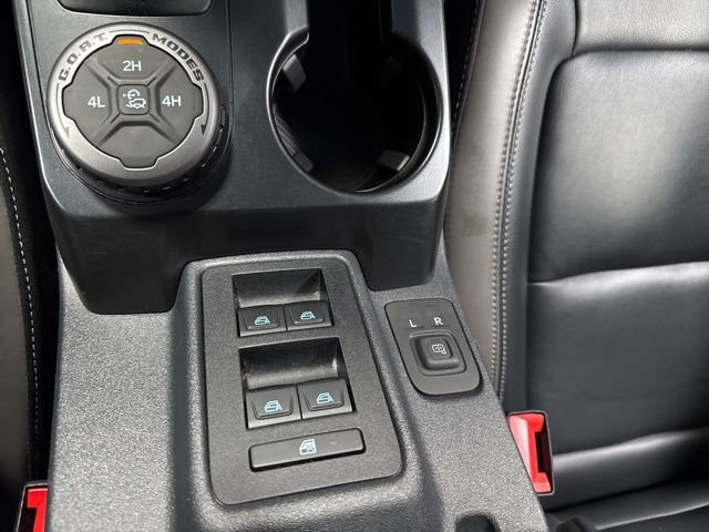 Used 2025 Ford Bronco Outer Banks image 22