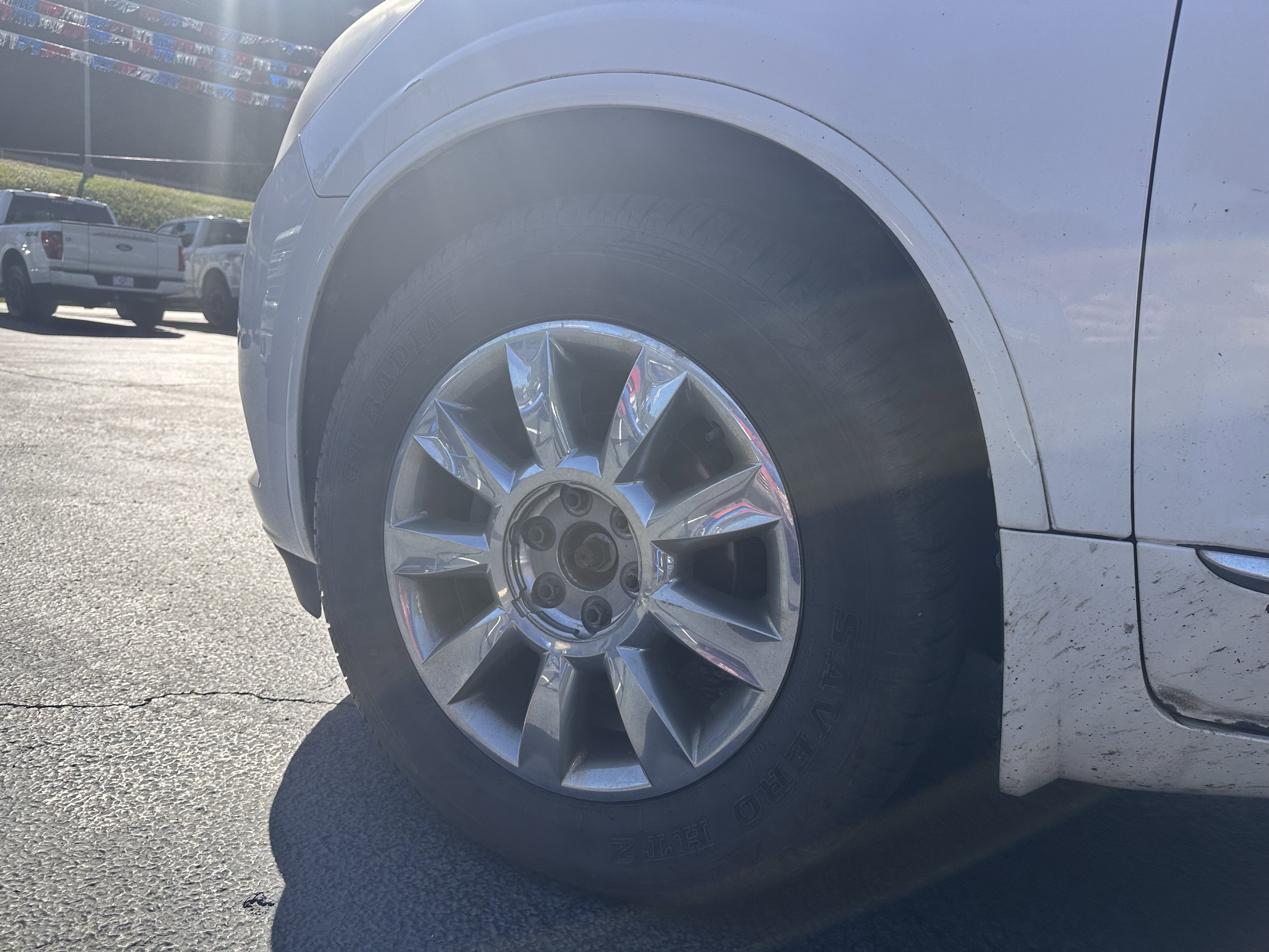 Used 2014 Buick Enclave Leather AWD/4WD image 9