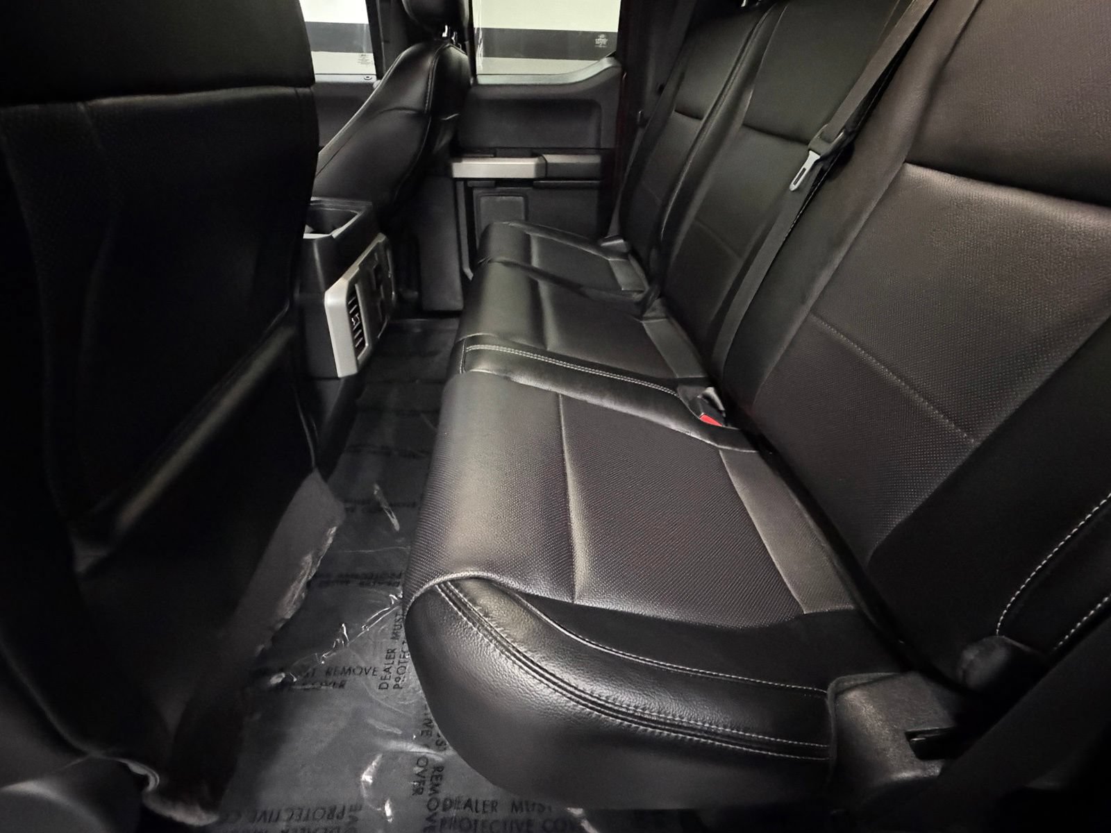 Used 2015 Ford F150 Lariat RWD image 38
