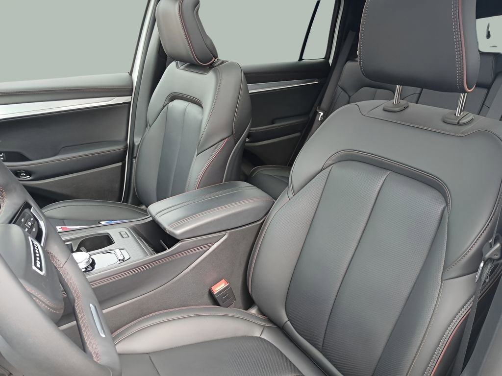 Used 2024 Jeep Wagoneer Launch Edition AWD/4WD image 21