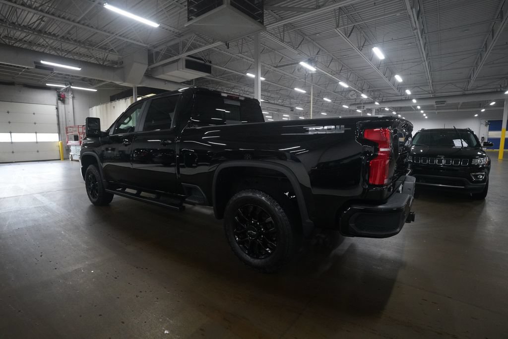 Used 2025 Chevrolet Silverado 2500 LT w/ Trail Boss Package AWD/4WD image 32