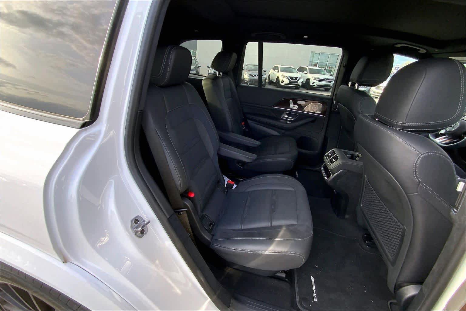 Used 2025 Mercedes-Benz GLS 63 AMG 4MATIC image 20