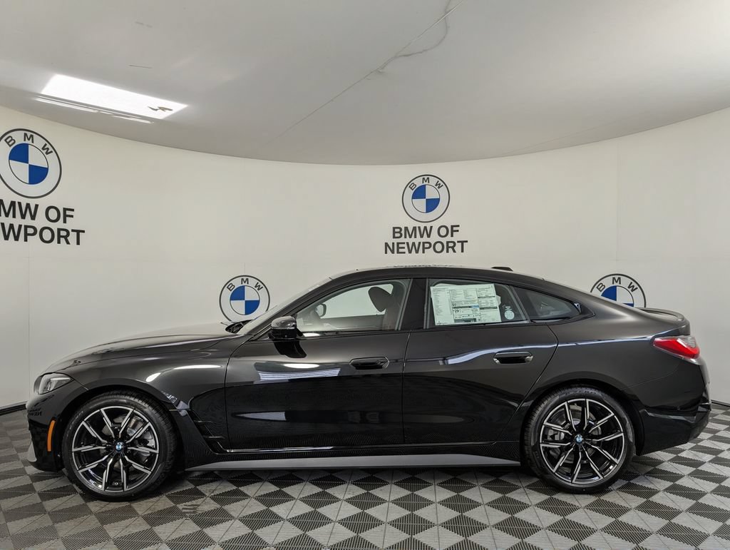 New 2026 BMW 430i xDrive w/ M Sport Package AWD/4WD image 9