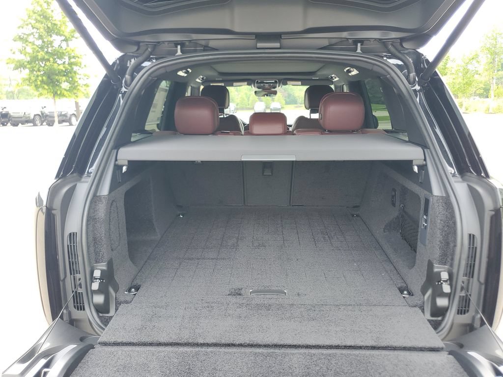 New 2026 Land Rover Range Rover SE AWD/4WD image 30