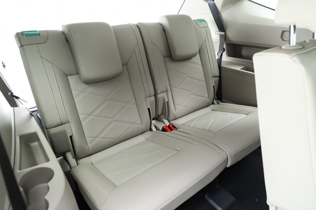 New 2026 Volkswagen Atlas SE image 40