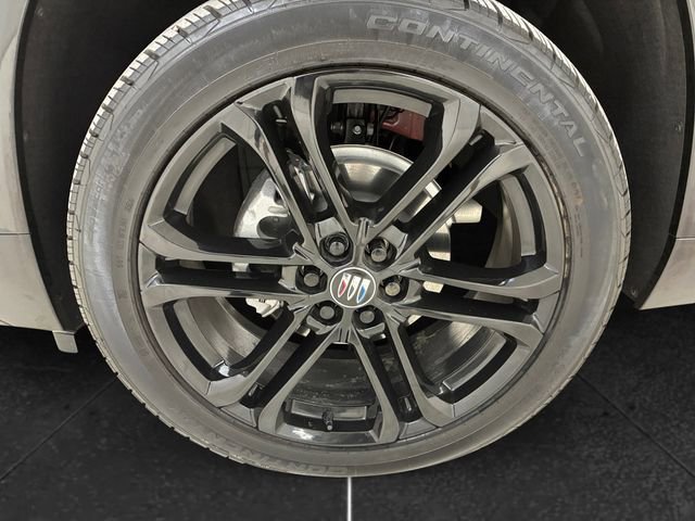 Used 2025 Buick Enclave Sport Touring w/ Super Cruise Package image 9
