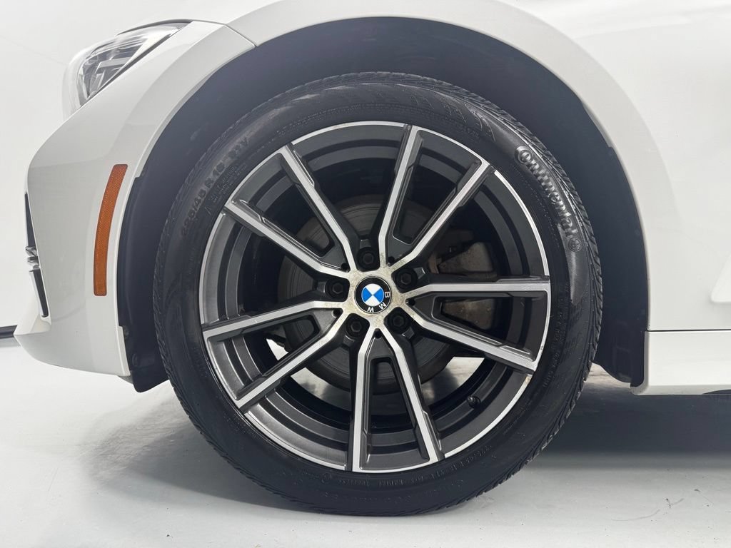 Used 2019 BMW 330i xDrive Sedan w/ Premium Package AWD/4WD image 11
