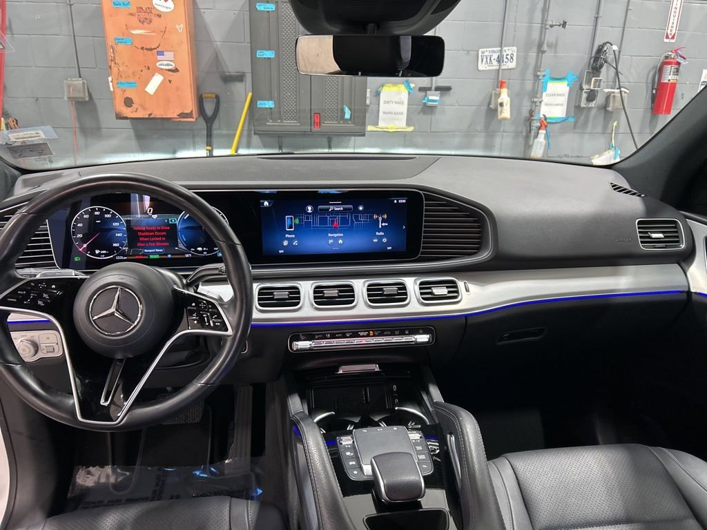 Used 2024 Mercedes-Benz GLE 450e 4MATIC image 17
