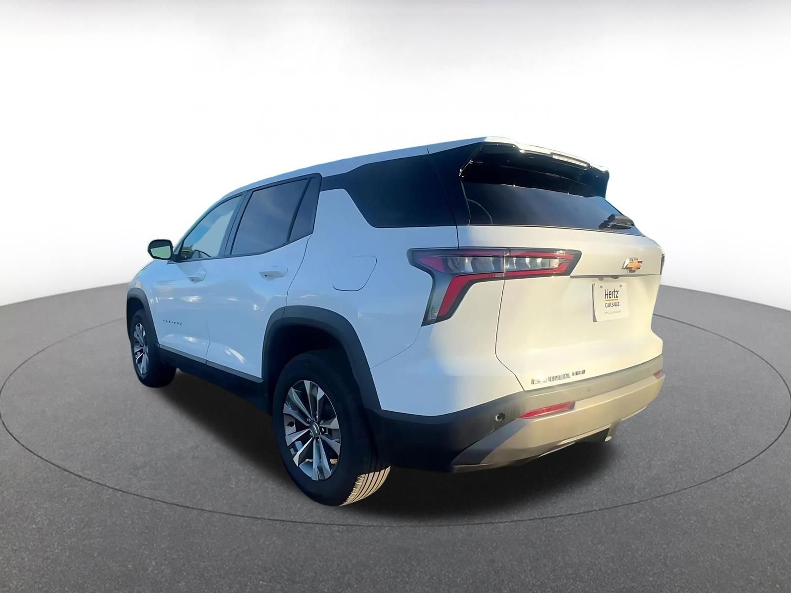 Used 2025 Chevrolet Equinox LT image 11