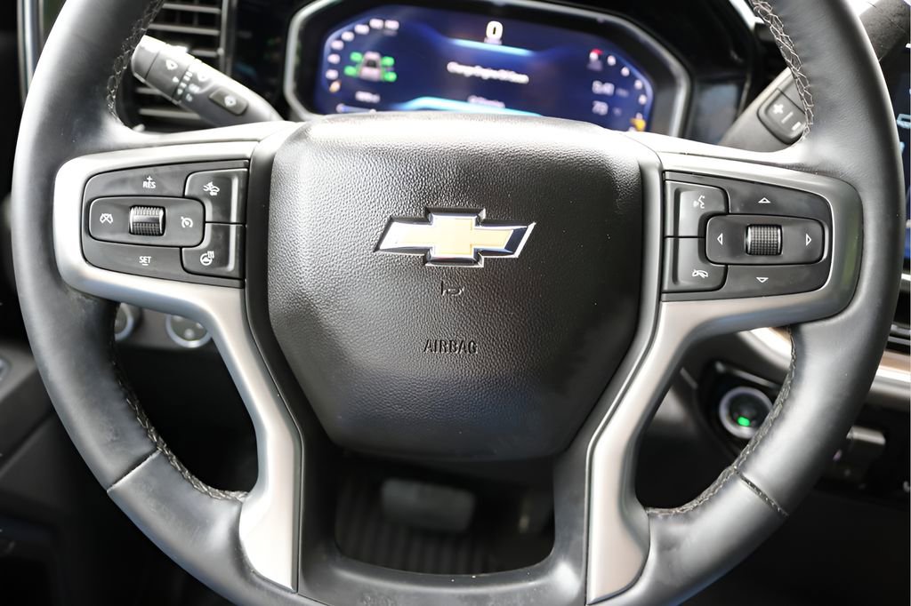 Used 2026 Chevrolet Silverado 1500 LT RWD image 21