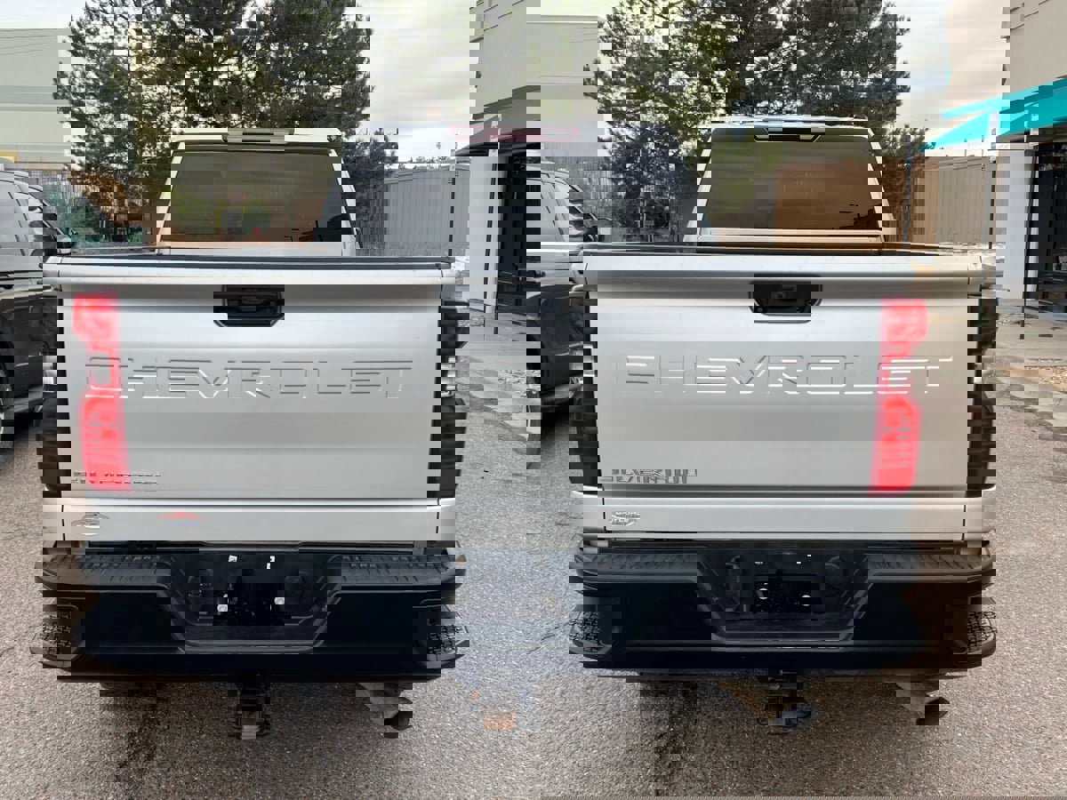 Used 2020 Chevrolet Silverado 2500 W/T w/ WT Convenience Package image 4
