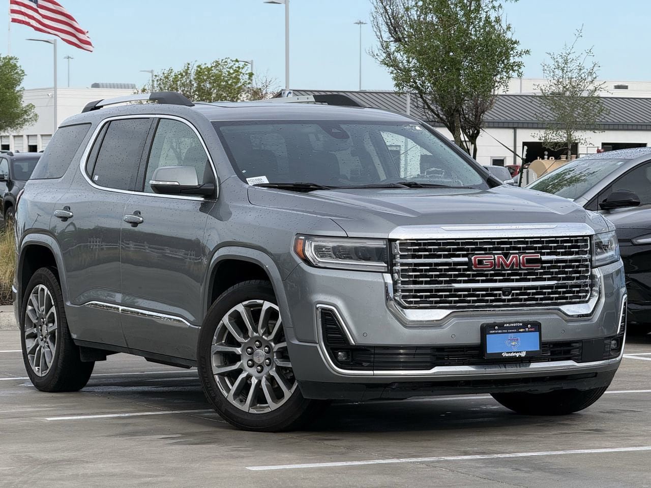 Certified 2023 GMC Acadia Denali w/ Denali Ultimate Package AWD/4WD image 2