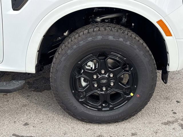 New 2025 Ford Ranger Lariat w/ FX4 Off-Road Package image 9