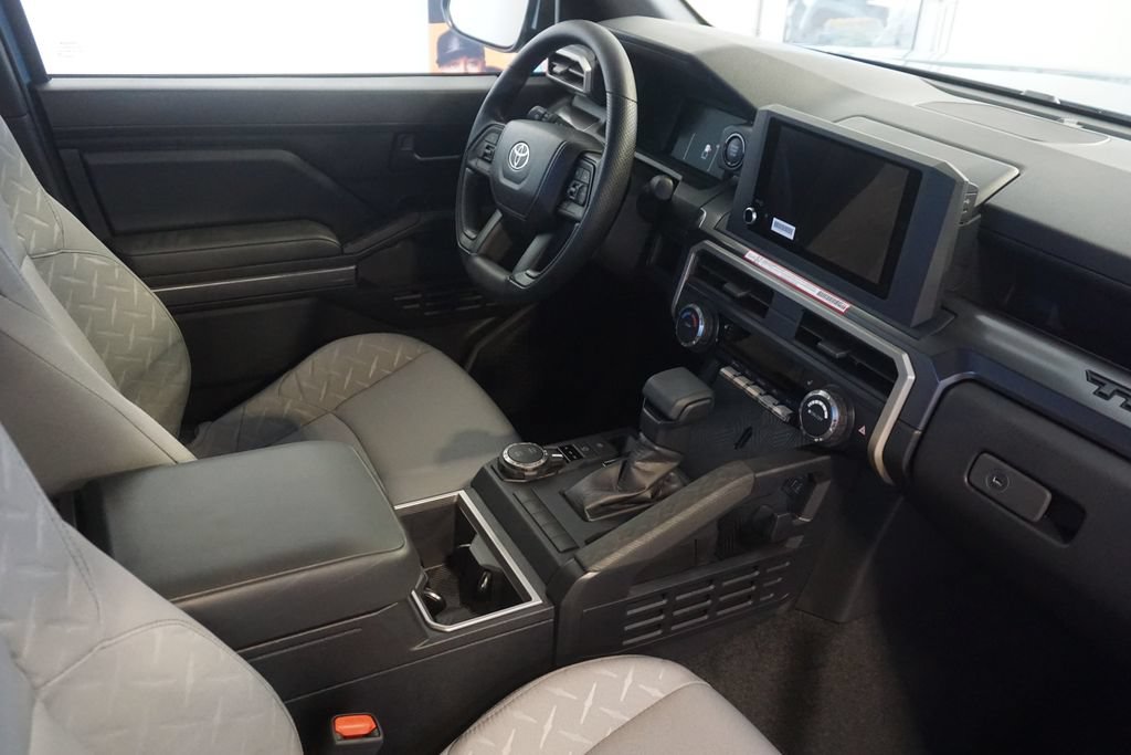 New 2026 Toyota Tacoma SR5 AWD/4WD image 25