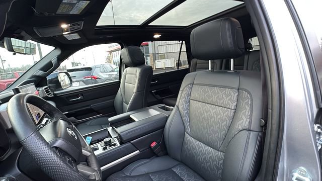 Used 2025 Toyota Sequoia Limited w/ Tow Technology Package image 31