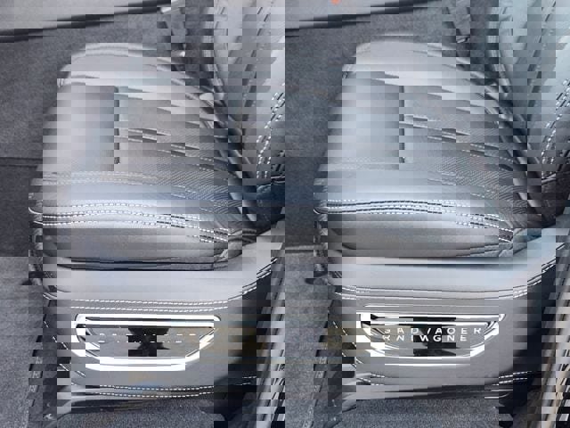 New 2026 Jeep Grand Wagoneer Summit w/ Premium Group III image 20