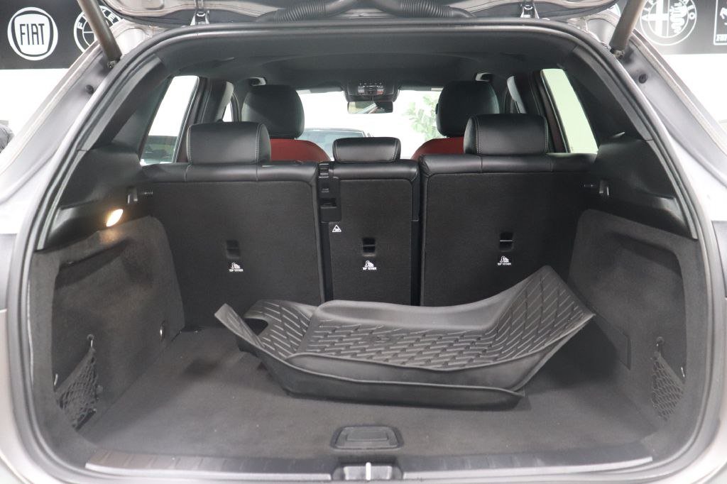 Used 2022 Mercedes-Benz GLA 45 AMG 4MATIC image 16