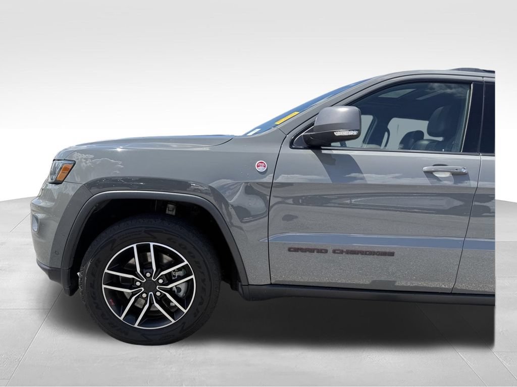 Used 2021 Jeep Grand Cherokee Trailhawk w/ Trailhawk Luxury Group AWD/4WD image 23
