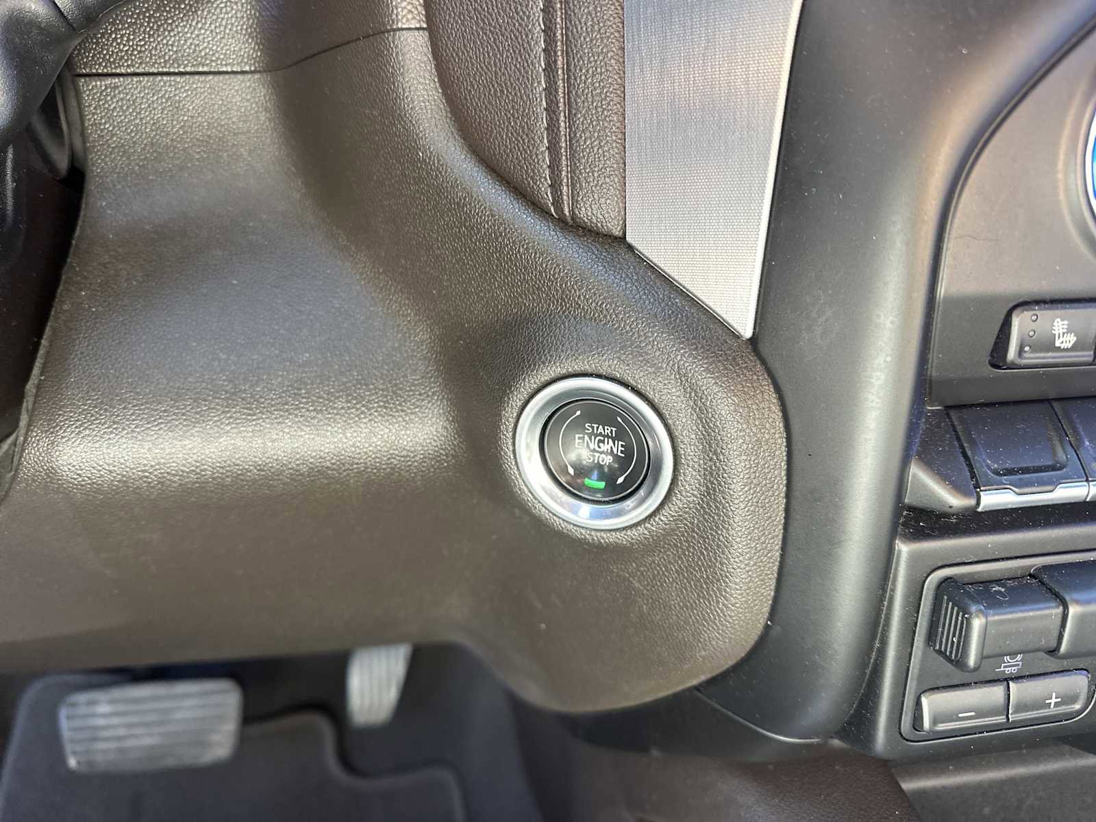 Used 2021 GMC Sierra 1500 SLT w/ SLT Premium Package image 18