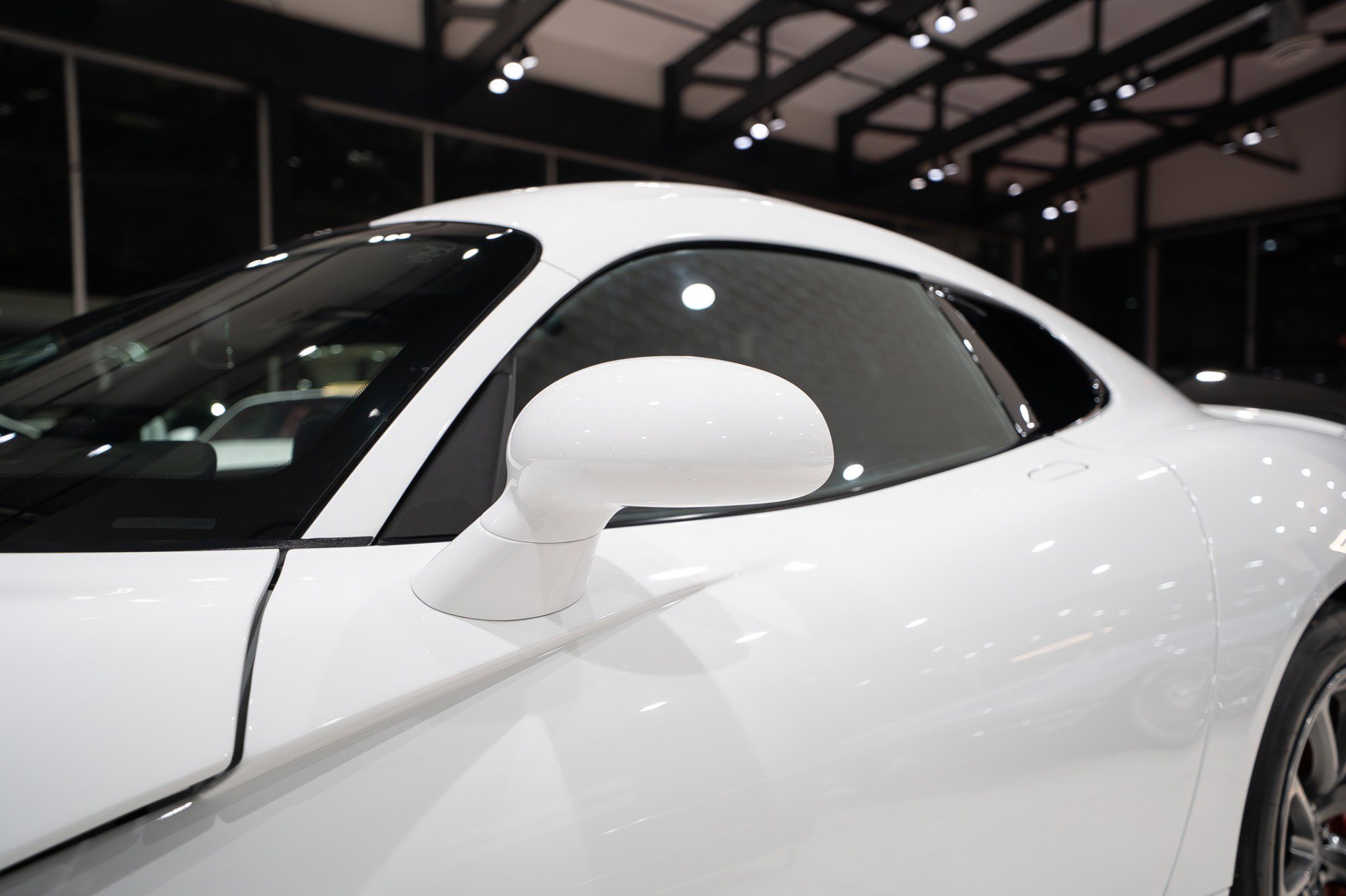 Used 2013 SRT Viper GTS w/ GTS Laguna Interior Pkg image 41