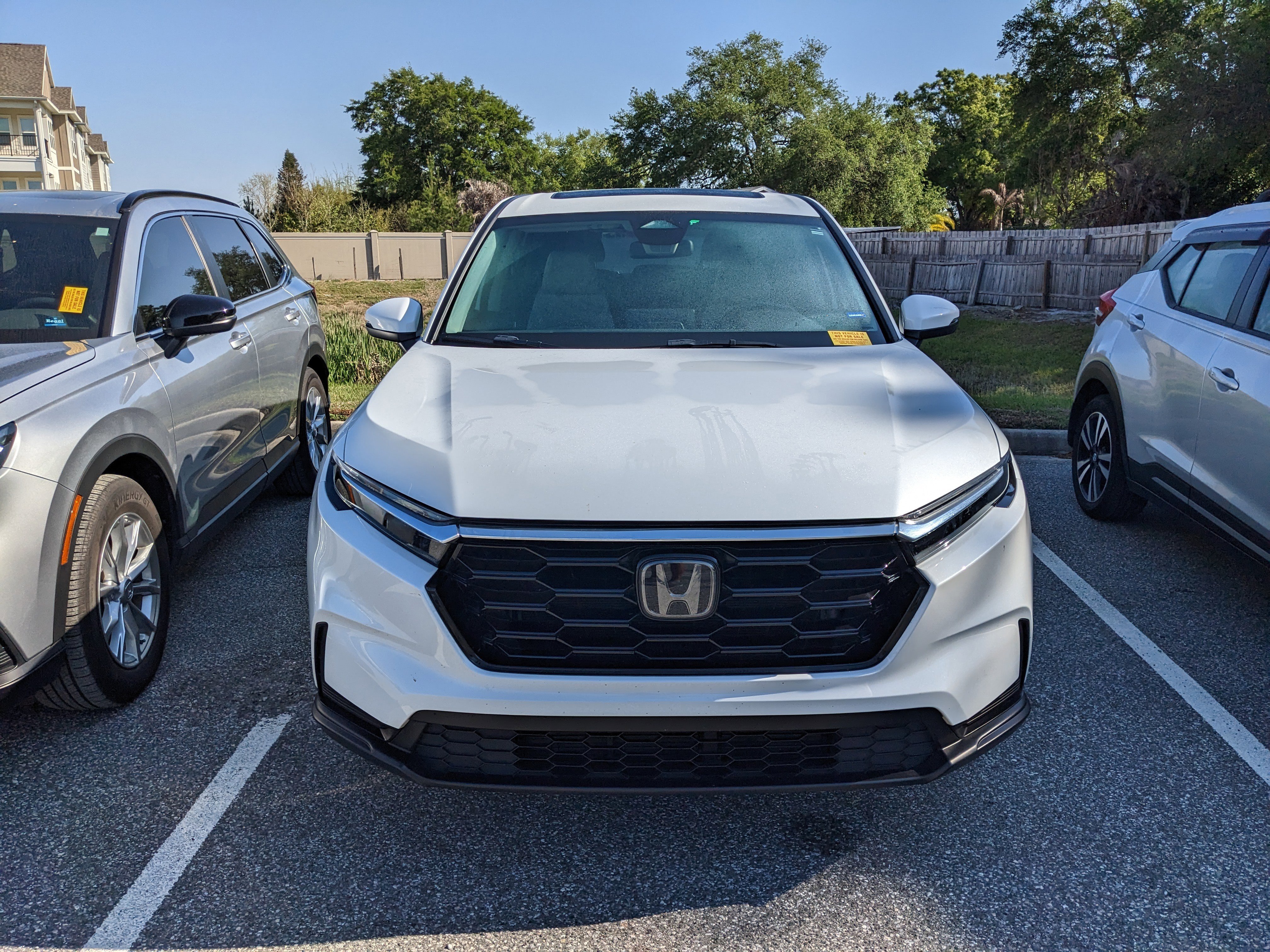 Used 2023 Honda CR-V EX image 2