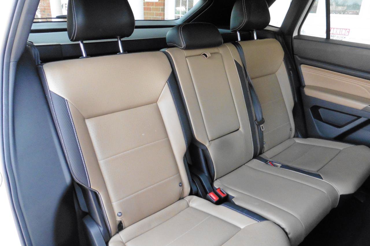 Used 2022 Volkswagen Atlas Cross Sport SE image 15