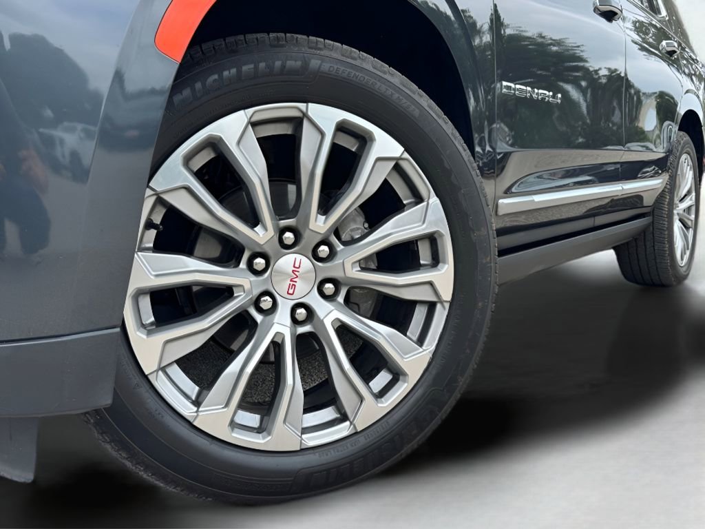 Used 2021 GMC Yukon Denali w/ Denali Ultimate Package AWD/4WD video 2