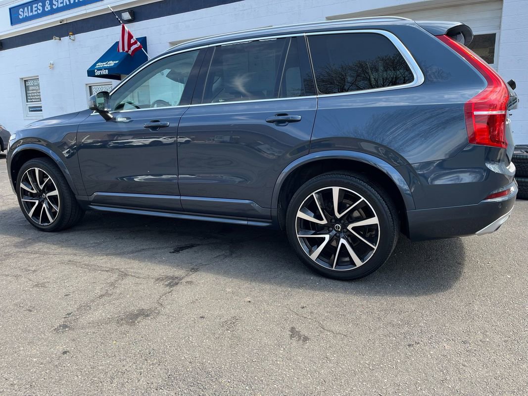 Used 2020 Volvo XC90 T6 Momentum w/ Protection Package Premier image 2