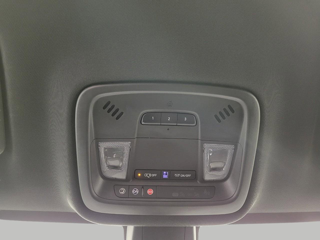 Certified 2023 Chevrolet Traverse LT w/ LPO, Floor Liner Package image 19