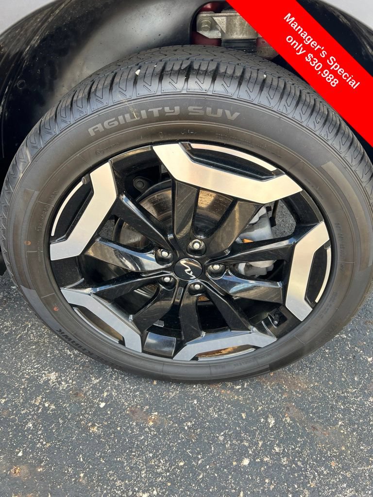 Used 2023 Kia Telluride S w/ S Sunroof Package AWD/4WD image 5
