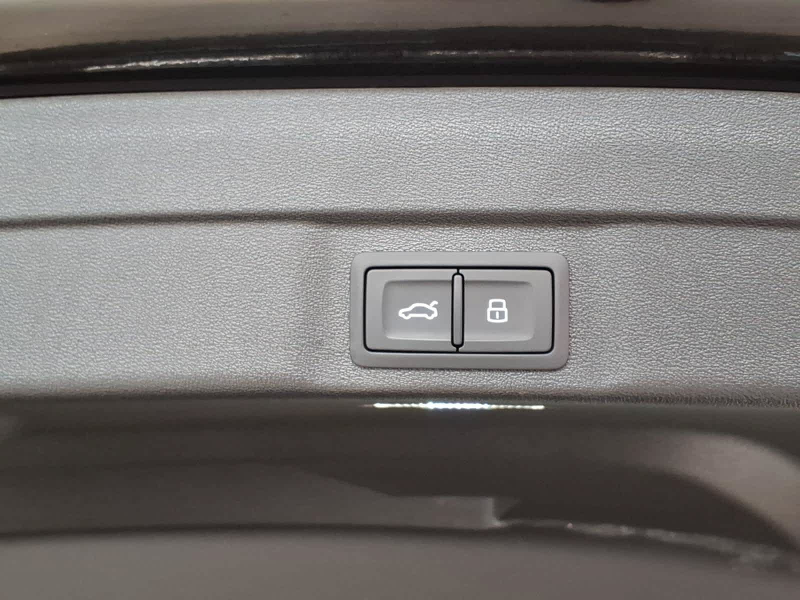 Used 2025 Audi A5 Premium Plus w/ Premium Plus AWD/4WD image 11