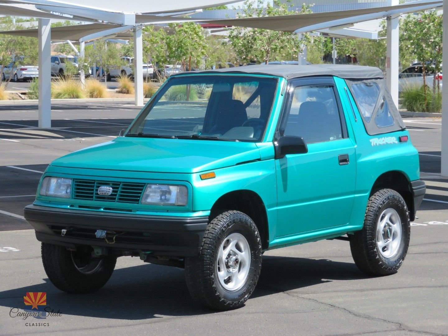 Used 1995 Geo Tracker 2WD 2-Door image 8
